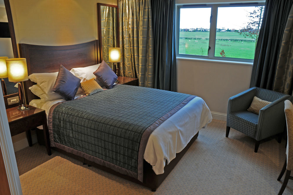 Wrightington Hotel & Health Club Wigan Buitenkant foto
